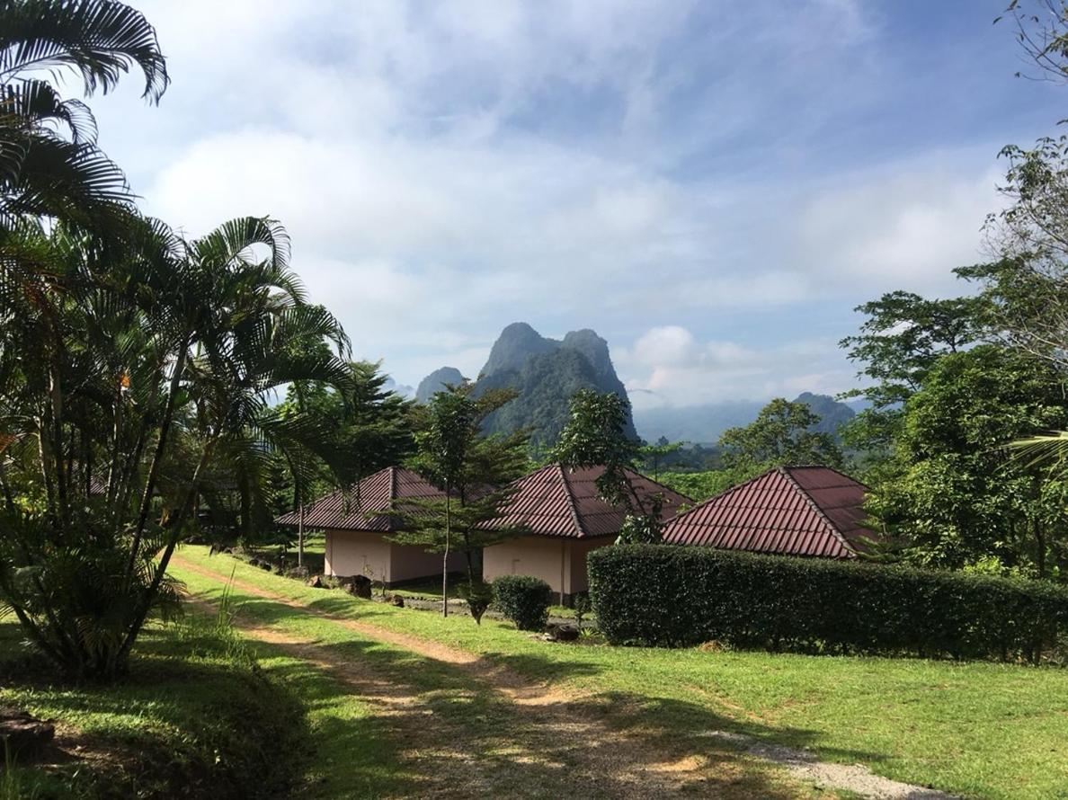Khao Sok Hill Top Resort Khao Sok National Park Exterior foto